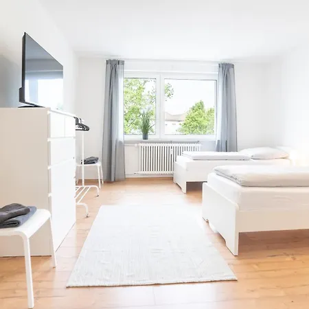 With Balcony In 베츨러